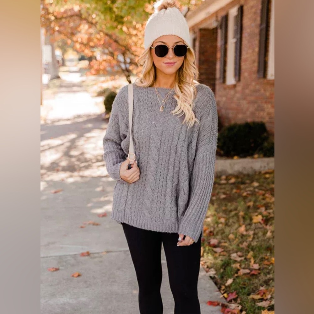 Pink Lily- Gray Oversized Sweater- Size Small